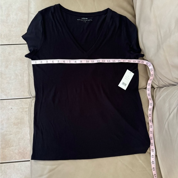 Vince Essential V Neck Tee. Size L. MSRP $80 - Picture 12 of 15